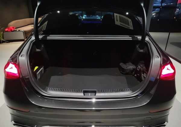 Mercedes-Benz Klasa E cena 405000 przebieg: 3888, rok produkcji 2023 z Staszów małe 301